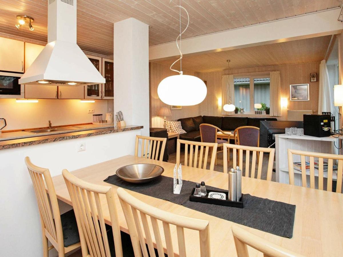 8 Person Holiday Home In Gelting Esterno foto