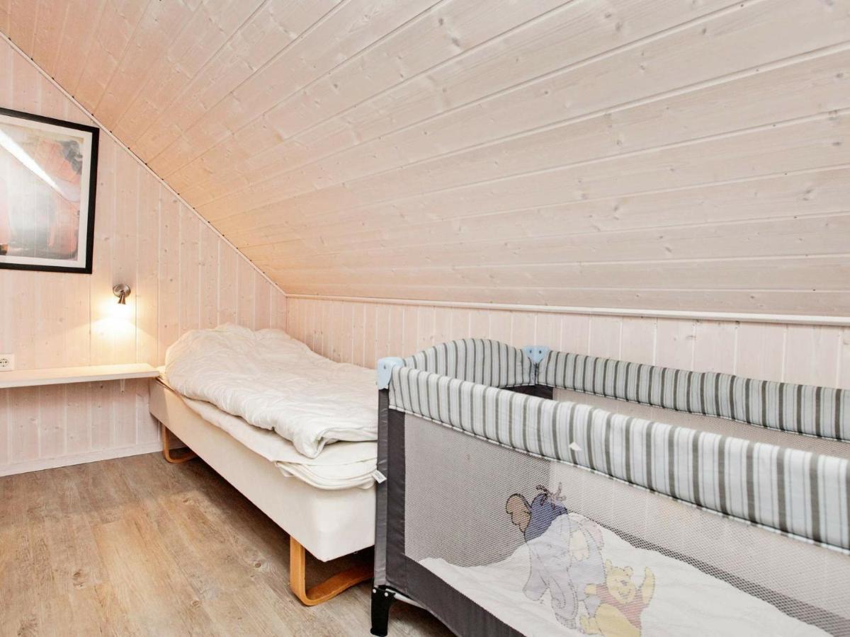 8 Person Holiday Home In Gelting Esterno foto