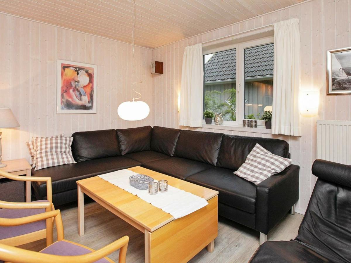 8 Person Holiday Home In Gelting Esterno foto